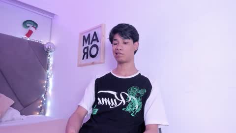 Snapshot of michael_vidal chatting on November 18, 2025, 8:02 pm michael_vidal online show from November 18, 2025, 8:02 pm