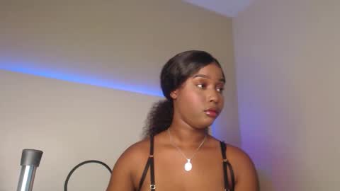 Snapshot of michaelacox chatting on February 28, 2026, 12:50 pm Michel online show from February 28, 2026, 12:50 pm