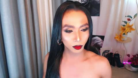 michaelagoddess online show from May 12, 2026, 5:43 pm