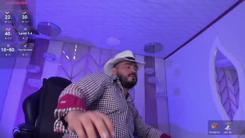 Snapshot of michaelbear_ chatting on December 24, 2024, 3:37 pm Michael online show from December 24, 2024, 3:37 pm