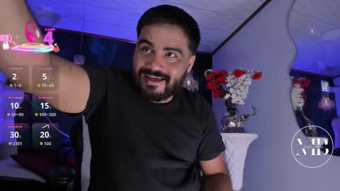 Snapshot of michaelbear_ chatting on November 11, 2025, 3:56 pm Michael online show from November 11, 2025, 3:56 pm