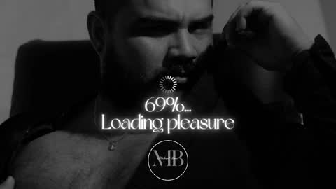 Snapshot of michaelbear_ chatting on November 17, 2025, 12:11 pm Michael online show from November 17, 2025, 12:11 pm