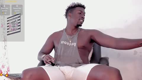 Snapshot of michaell_james chatting on February 6, 2025, 6:46 pm Michaell online show from February 6, 2025, 6:46 pm