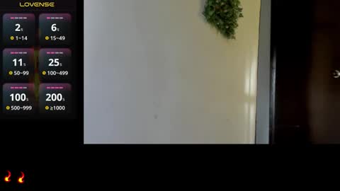 Snapshot of michaell_james chatting on September 14, 2025, 9:36 pm Michaell online show from September 14, 2025, 9:36 pm