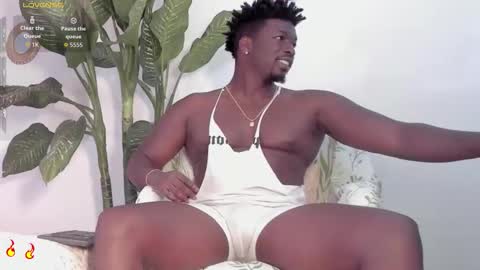 Snapshot of michaell_james chatting on October 14, 2025, 8:09 pm Michaell online show from October 14, 2025, 8:09 pm