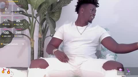 Snapshot of michaell_james chatting on October 25, 2025, 7:41 pm Michaell online show from October 25, 2025, 7:41 pm