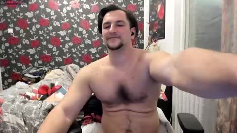 michaelragnar90 online show from March 2, 2025, 3:27 pm