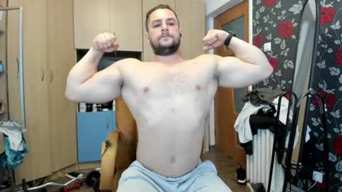 michaelragnar90 online show from June 27, 2026, 7:46 am