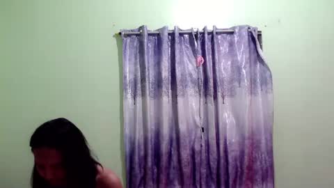 Snapshot of michaeltagocon chatting on December 19, 2024, 10:24 am My name is Kel 18. 53 short and petite... online show from December 19, 2024, 10:24 am