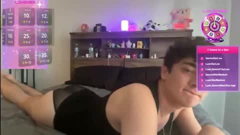 michaeltorrexx696378 online show from February 11, 2026, 4:12 pm