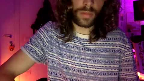 Snapshot of michelestuard chatting on March 5, 2025, 9:48 pm MicheleStward online show from March 5, 2025, 9:48 pm