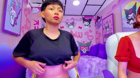 michell__petit_ online show from September 11, 2025, 12:27 pm