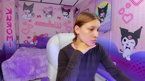 michell__petit_ online show from October 14, 2025, 11:55 am
