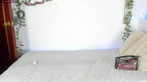 Michell online show from October 30, 2025, 10:54 pm