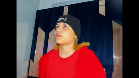 michell_rs online show from October 27, 2025, 1:53 am