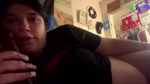 michelle533609 online show from November 15, 2025, 11:32 pm