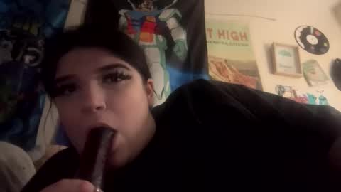 michelle533609 online show from November 16, 2025, 8:47 pm