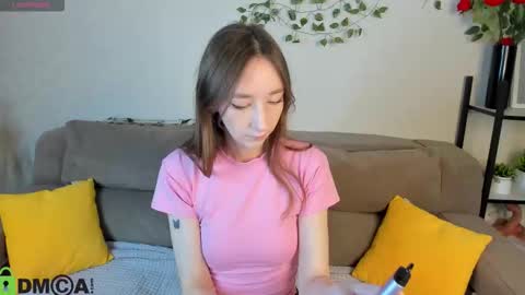 Michelle online show from November 2, 2025, 1:19 am