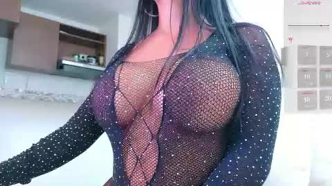 Snapshot of michelle_ferrerr chatting on June 17, 2026, 10:10 pm MICHELLE online show from June 17, 2026, 10:10 pm