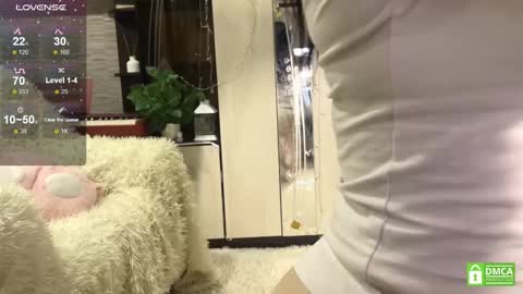 Snapshot of michelle_roze chatting on February 21, 2025, 8:16 pm Michelle online show from February 21, 2025, 8:16 pm