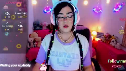 Snapshot of michellevanss22 chatting on October 9, 2025, 9:13 pm   online show from October 9, 2025, 9:13 pm