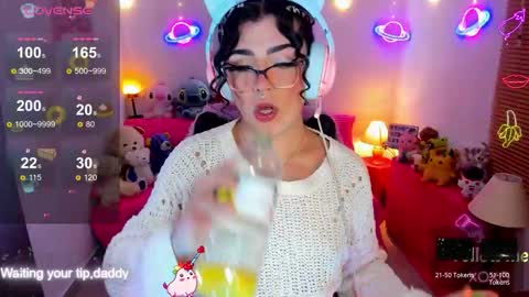 Snapshot of michellevanss22 chatting on November 20, 2025, 3:50 am online show from November 20, 2025, 3:50 am