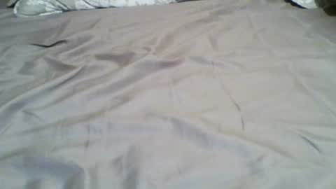 Snapshot of michelpop84 chatting on October 28, 2025, 9:50 pm michelpop84 online show from October 28, 2025, 9:50 pm