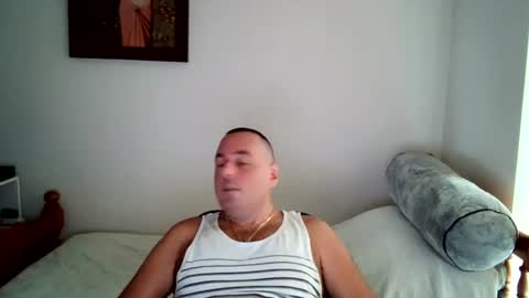 micic3 online show from July 4, 2026, 11:44 pm