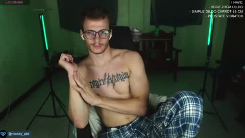 Mickey online show from December 25, 2024, 9:34 am