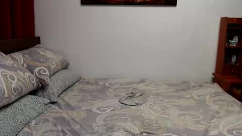 mickeylicious online show from November 12, 2025, 11:32 am