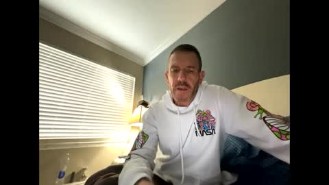 Snapshot of mickymu chatting on January 28, 2025, 3:35 pm mickymu online show from January 28, 2025, 3:35 pm