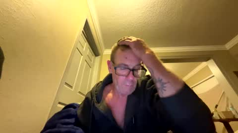 Snapshot of mickymu chatting on February 20, 2025, 7:23 am mickymu online show from February 20, 2025, 7:23 am
