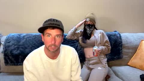 Snapshot of micwb chatting on November 10, 2025, 4:22 am Adventures of MnM4ever online show from November 10, 2025, 4:22 am