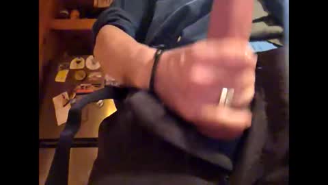 midasswellby online show from March 4, 2026, 1:22 am