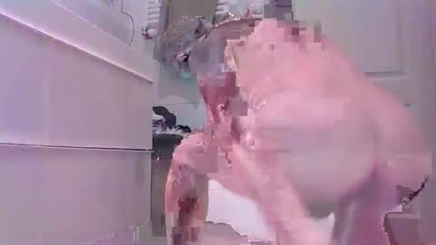 middo73 online show from April 24, 2026, 7:38 pm