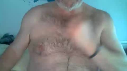 Snapshot of midhir chatting on February 5, 2026, 5:06 pm kike online show from February 5, 2026, 5:06 pm