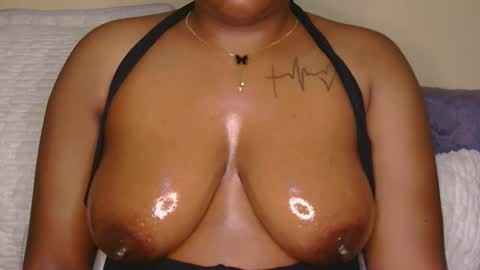 Kelly online show from November 18, 2025, 12:27 am