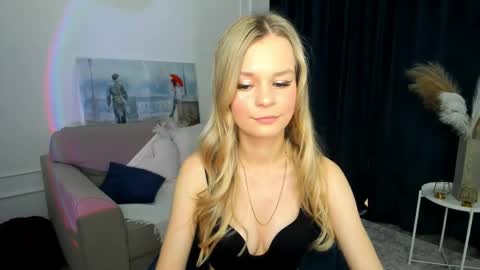 midnighteaura online show from May 29, 2026, 11:19 am