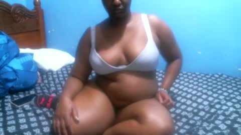 Snapshot of midnightkady chatting on July 4, 2026, 9:15 am Caddy online show from July 4, 2026, 9:15 am