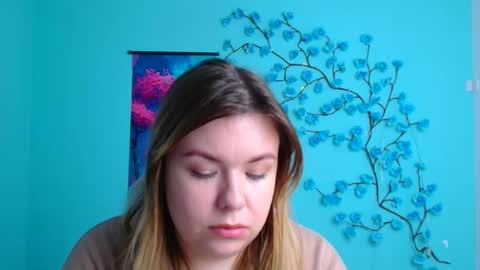 Snapshot of midnightmariana chatting on November 15, 2025, 12:23 pm Mariana online show from November 15, 2025, 12:23 pm