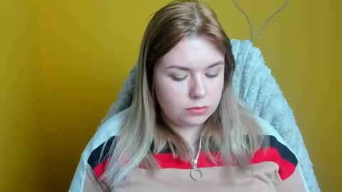 Snapshot of midnightmariana chatting on November 29, 2025, 12:19 pm Mariana online show from November 29, 2025, 12:19 pm