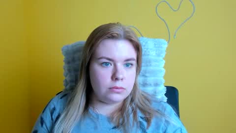 Snapshot of midnightmariana chatting on December 3, 2025, 12:58 pm Mariana online show from December 3, 2025, 12:58 pm