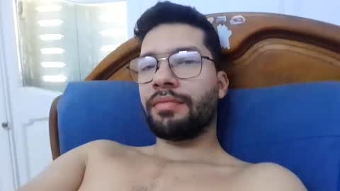 Snapshot of midoumas1 chatting on February 2, 2025, 1:19 pm Sam online show from February 2, 2025, 1:19 pm