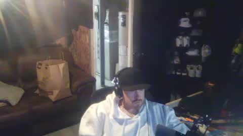 midtownhustler online show from October 8, 2025, 11:41 am