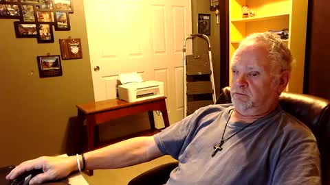 midwestdad09 online show from September 29, 2025, 1:55 am