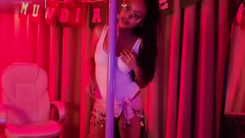 miel_ambar online show from July 4, 2026, 9:21 pm