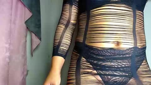 Snapshot of mielsquirt chatting on February 13, 2025, 8:38 am mielsquirt online show from February 13, 2025, 8:38 am