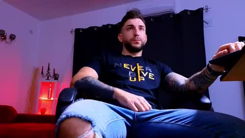 MightyAaron online show from October 24, 2025, 2:41 am