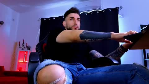 MightyAaron online show from February 20, 2026, 7:32 am