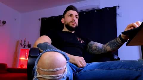 Snapshot of mightyaaron chatting on March 3, 2026, 4:40 am MightyAaron online show from March 3, 2026, 4:40 am